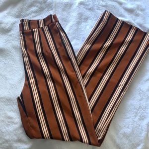 Wide leg stripped pants